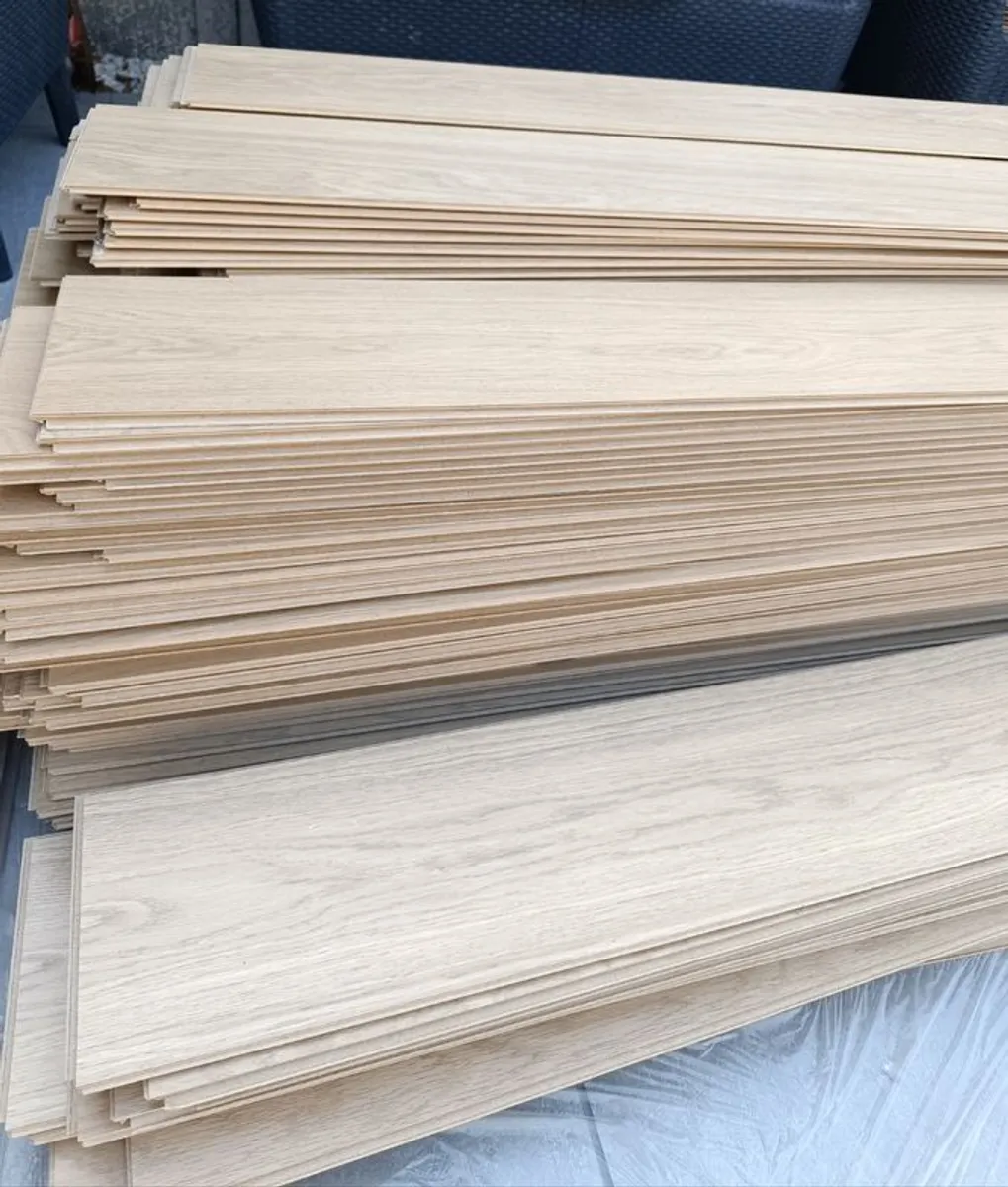 Laminate Flooring approx. 44 m2 + underlay 5mm - Image 3