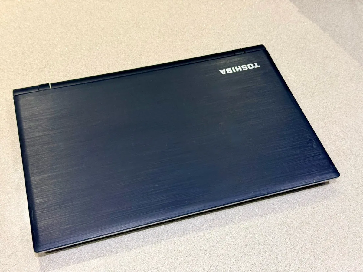 Toshiba Satellite 12 GB - Image 2