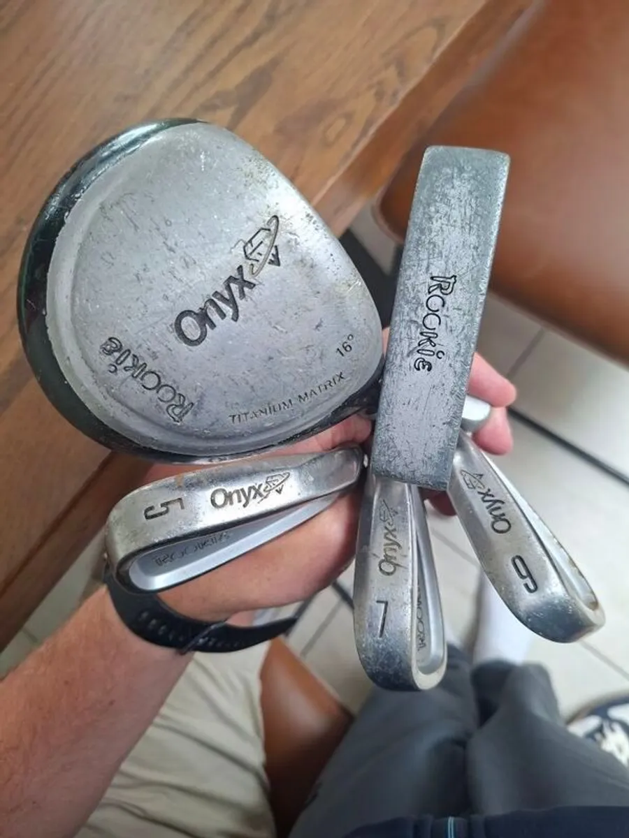 Junior Golf Clubs - Image 1
