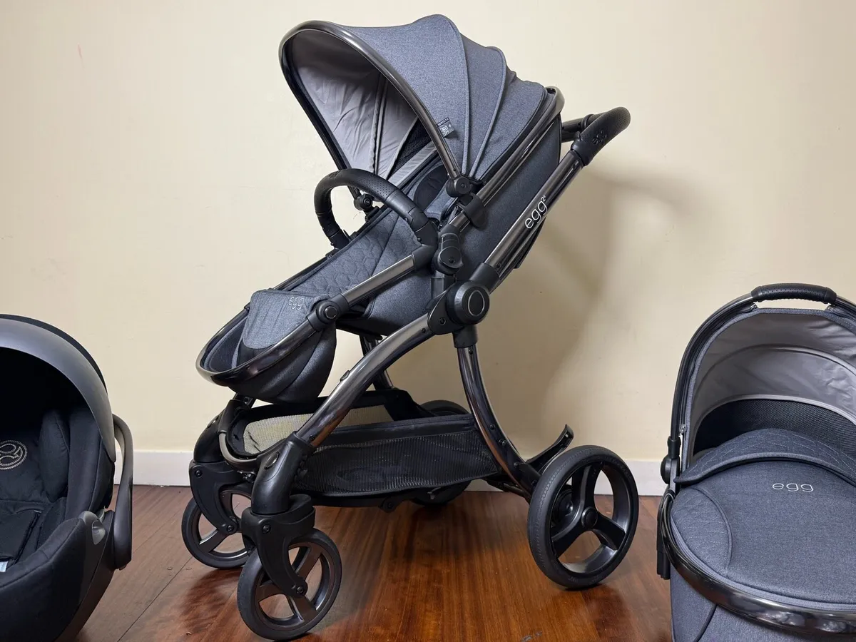 Egg2 Cybex carseat isofix egg 2 travel system pram - Image 4