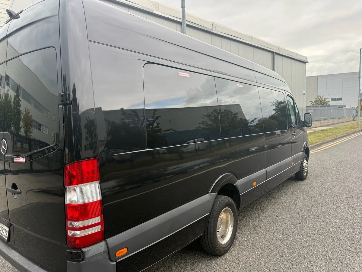 182 Mercedes Sprinter Auto 19 seater - Image 2