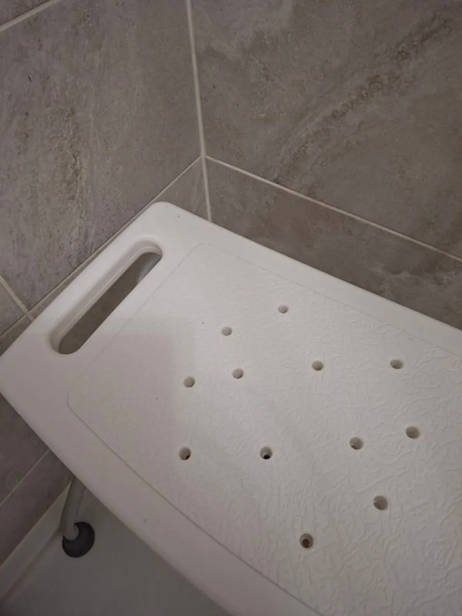 Bathroom shower stool - Image 2