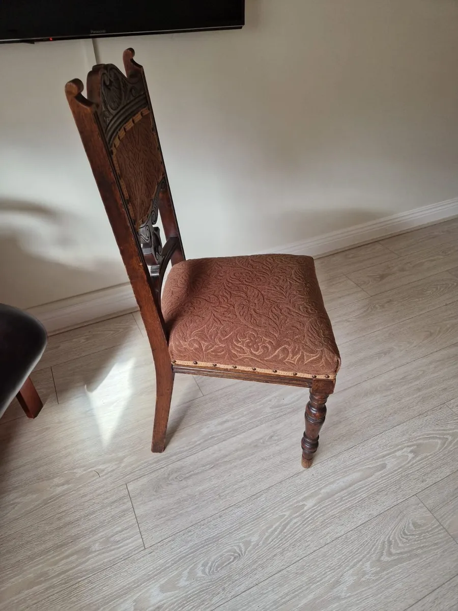 Occasional chairs - Image 2