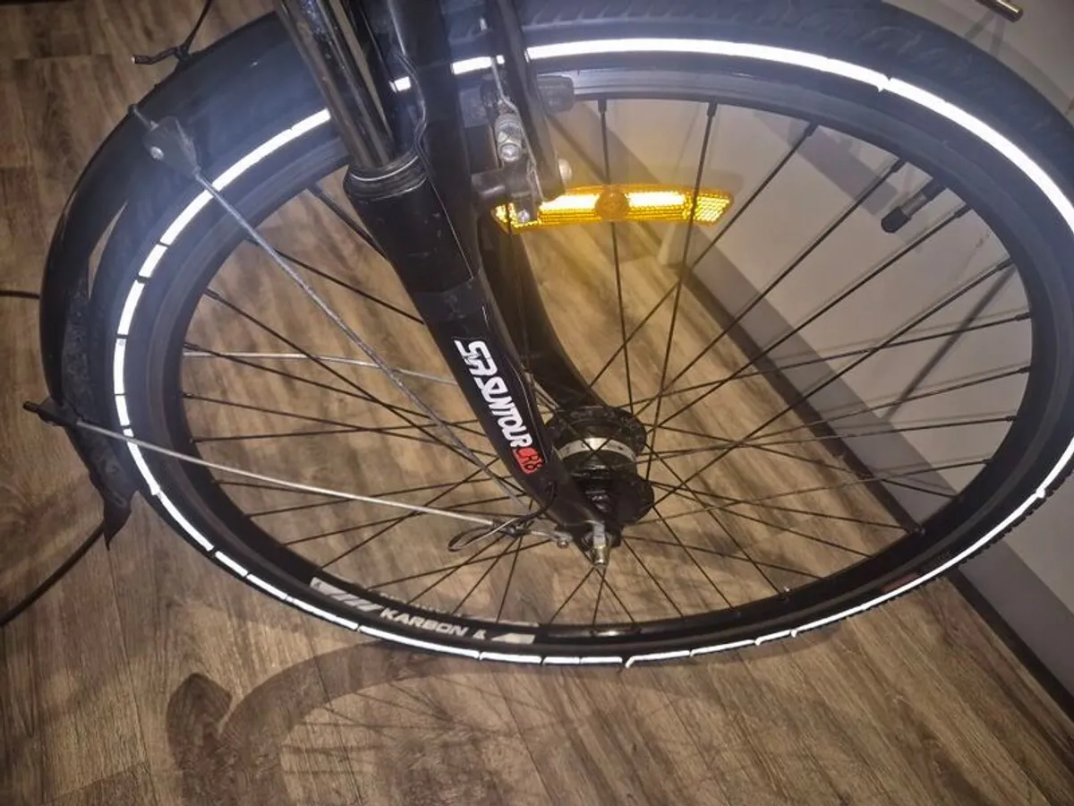 ladies 17 in Bike karbon 6061 aluminium light - Image 3