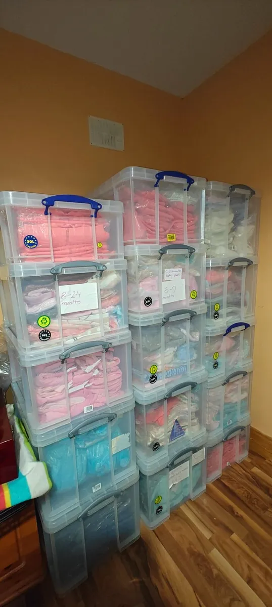 Clothes for children 15 boxes - Image 1