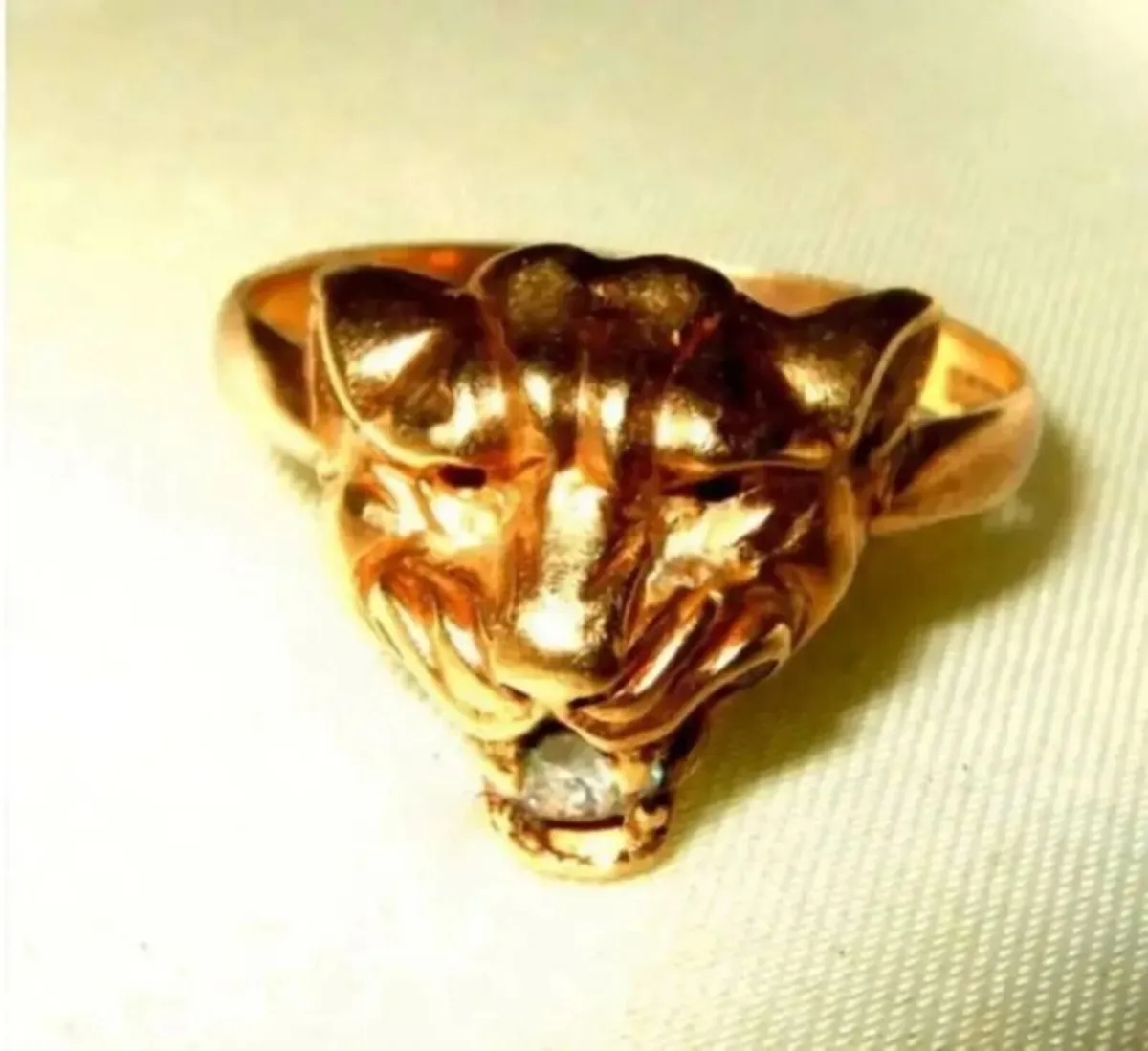 Vintage Hallmarked 9ct Gold Gemset 'Panther' Ring - Image 2