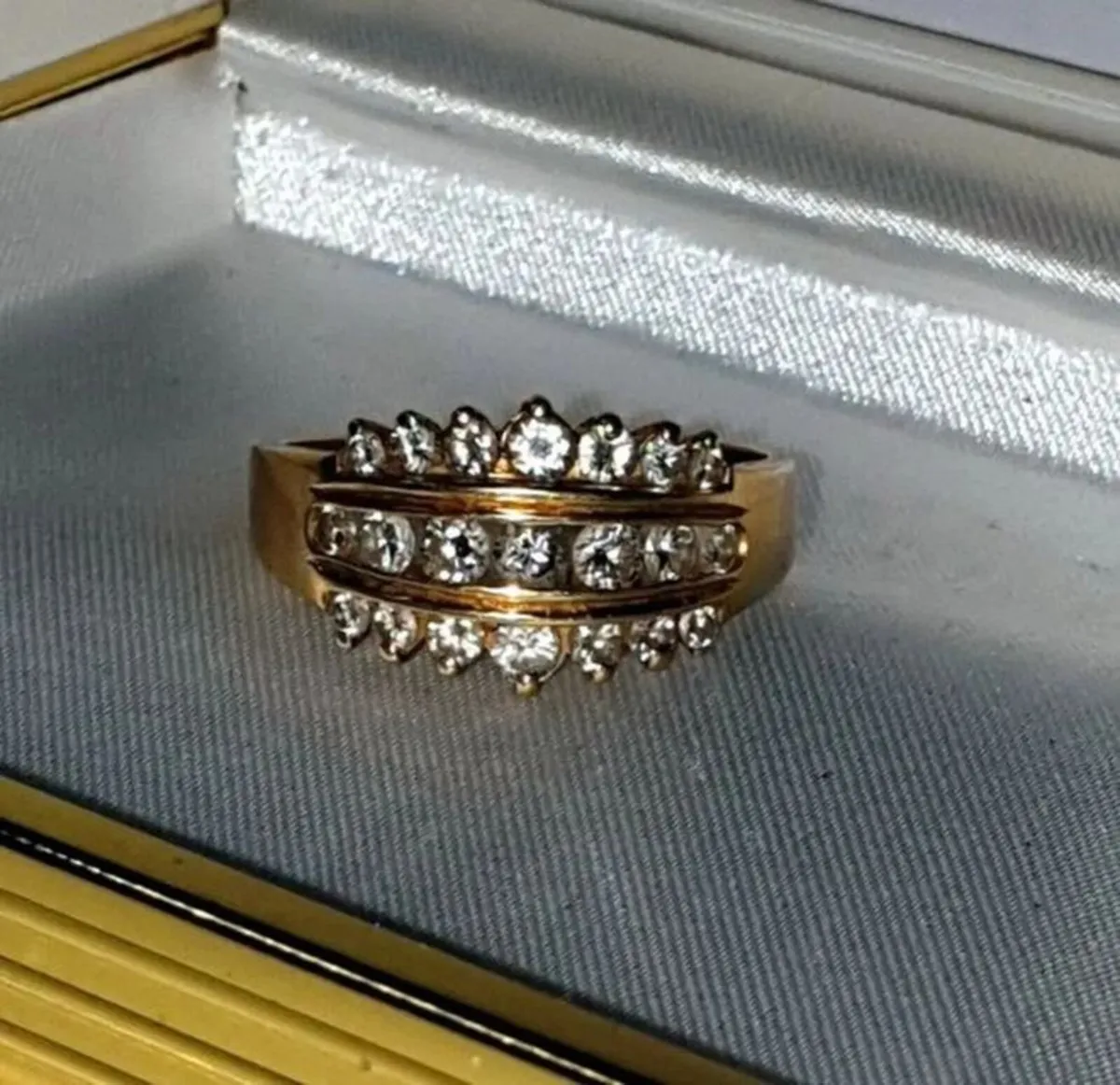 Vintage 18ct Gold & Diamond Ring - Image 2