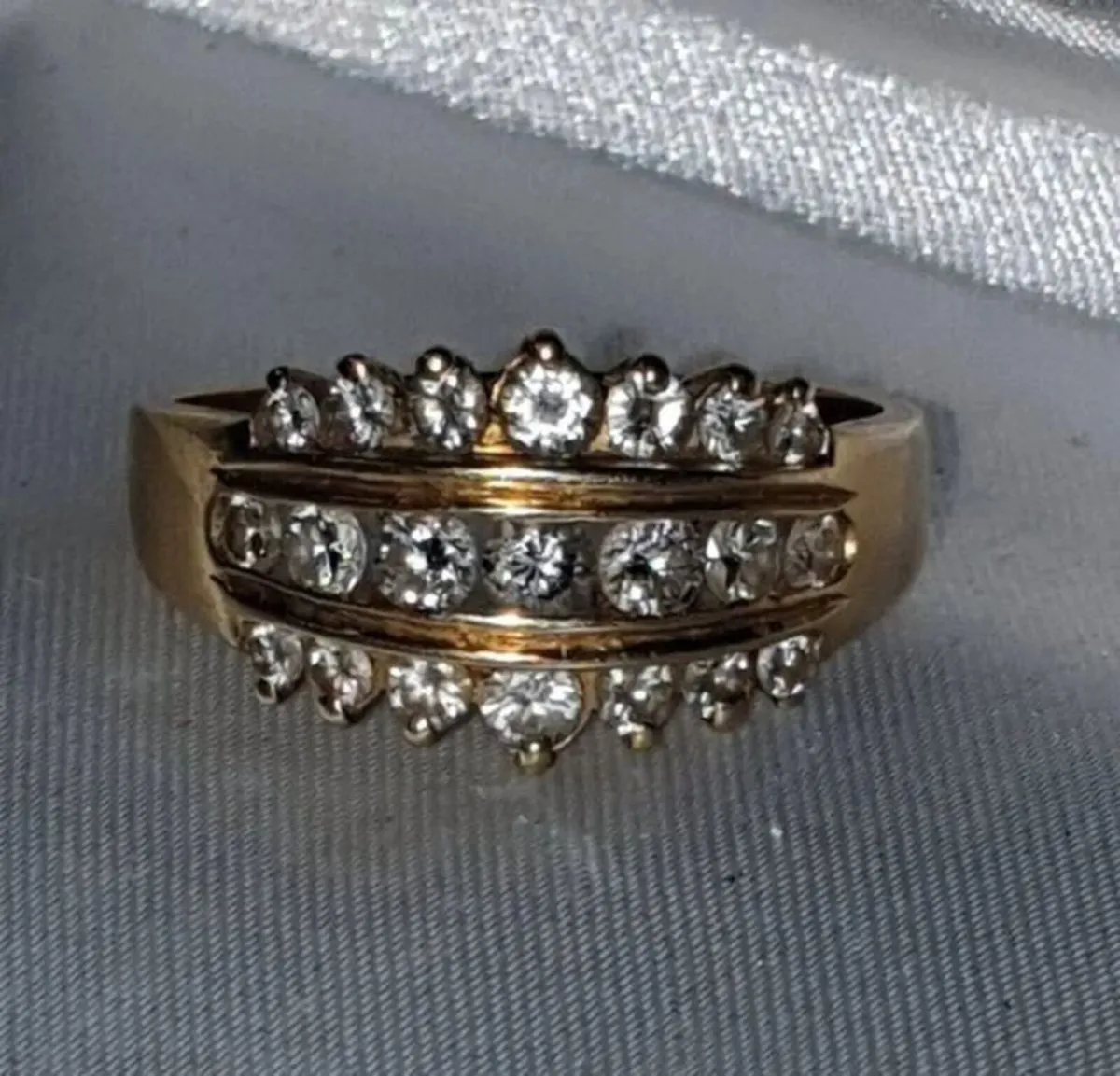 Vintage 18ct Gold & Diamond Ring - Image 1