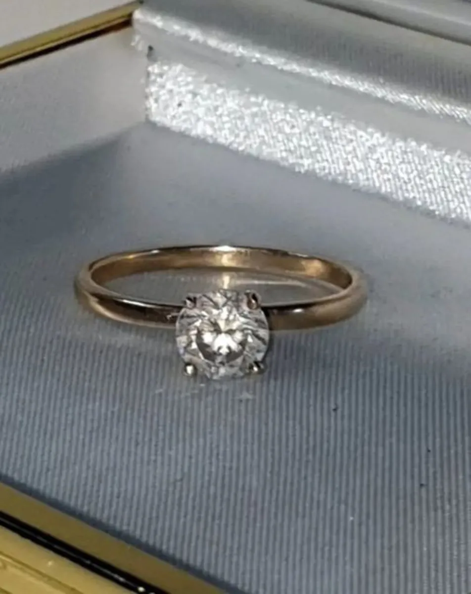 Vintage 14ct Gold 'Queen' Solitaire - Image 3