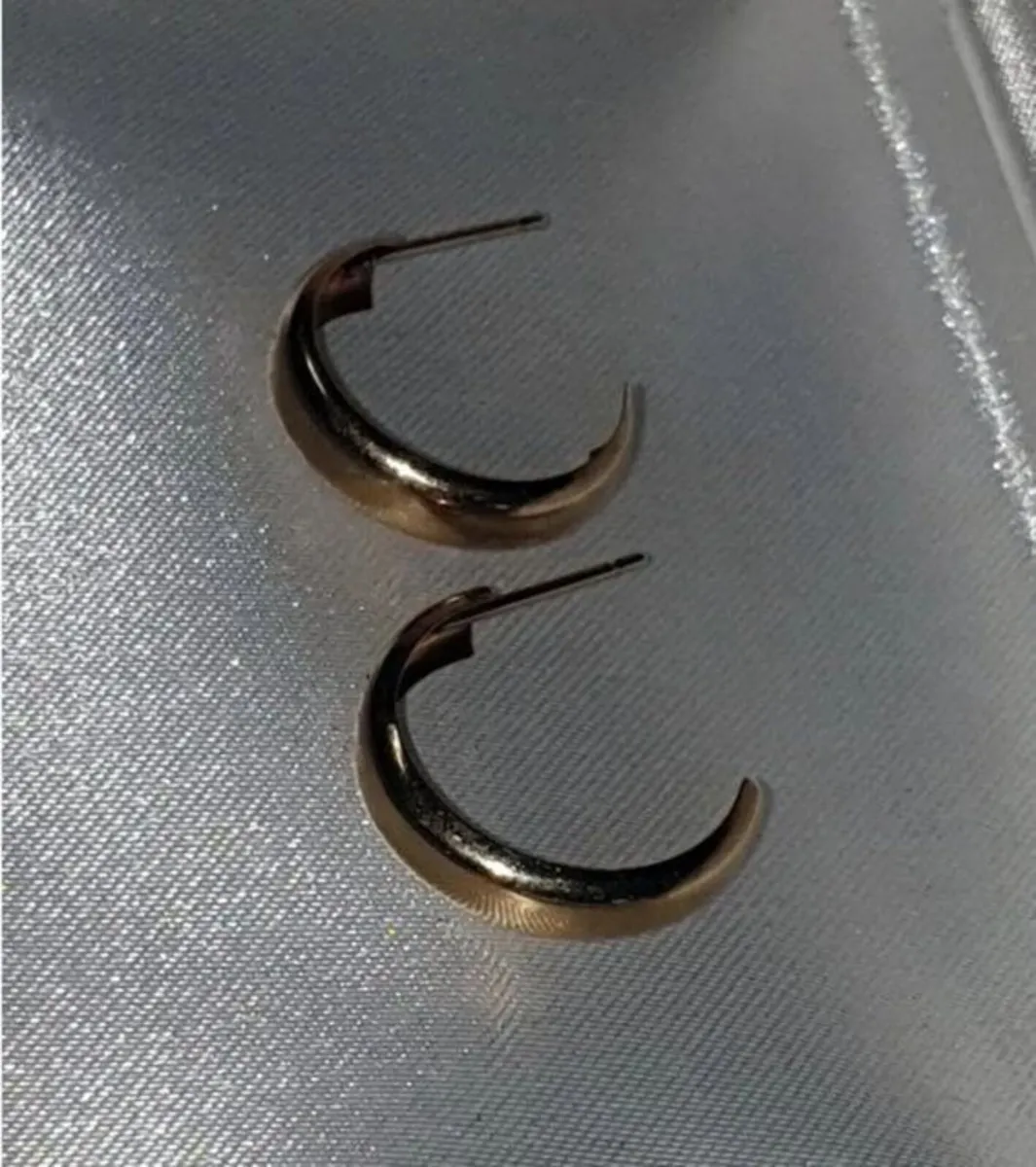 Vintage Hallmarked 9ct Gold 'Demi' Hoops - Image 2