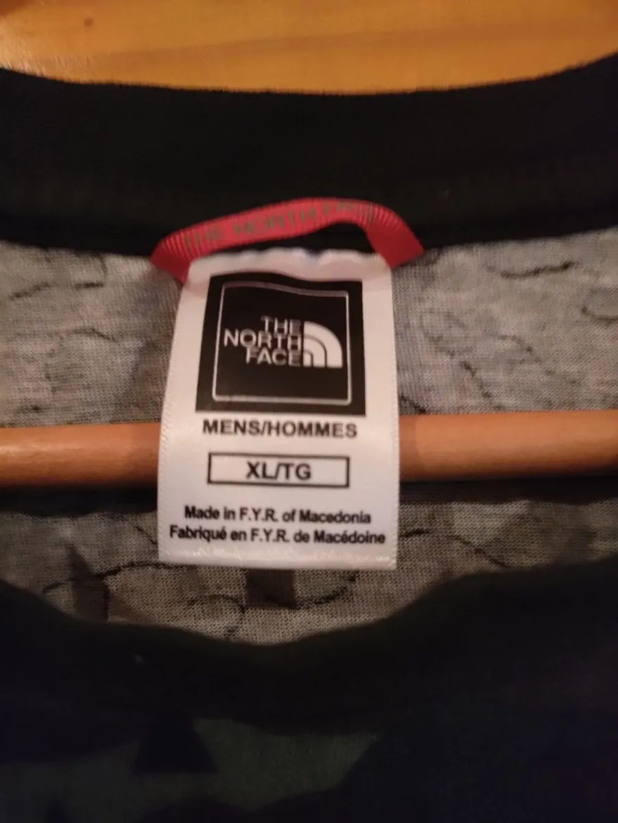 The North Face T shirt XL - Image 3