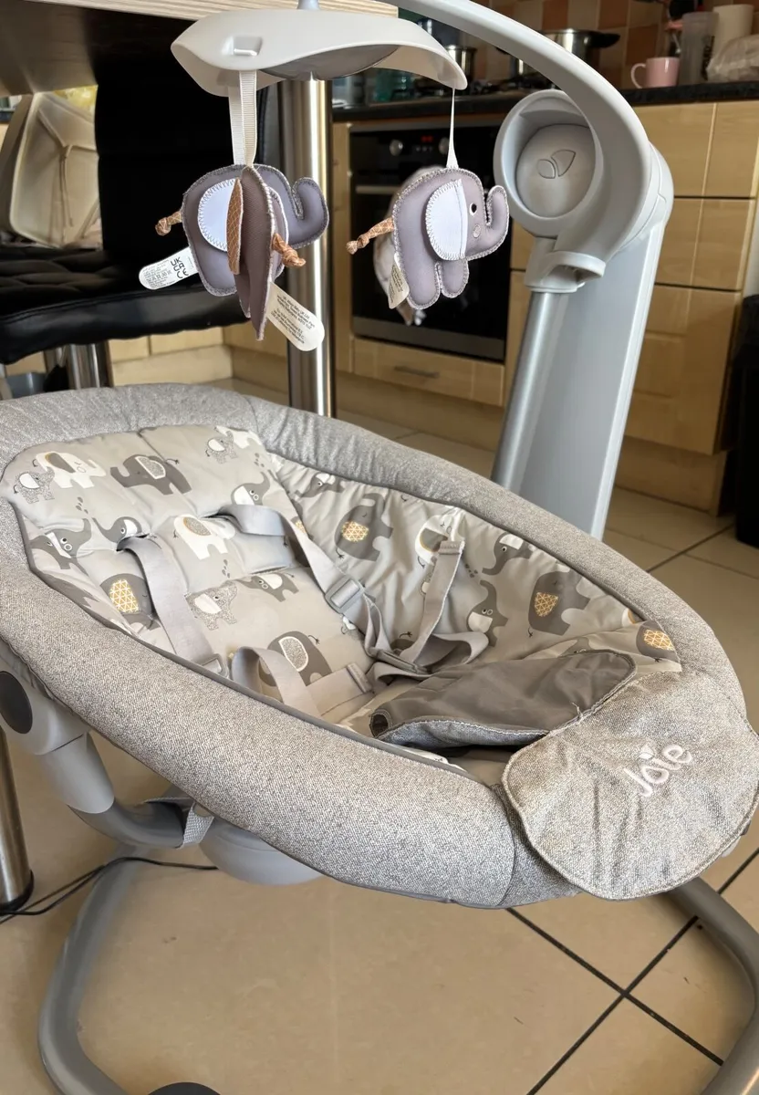 Baby swing - Image 3