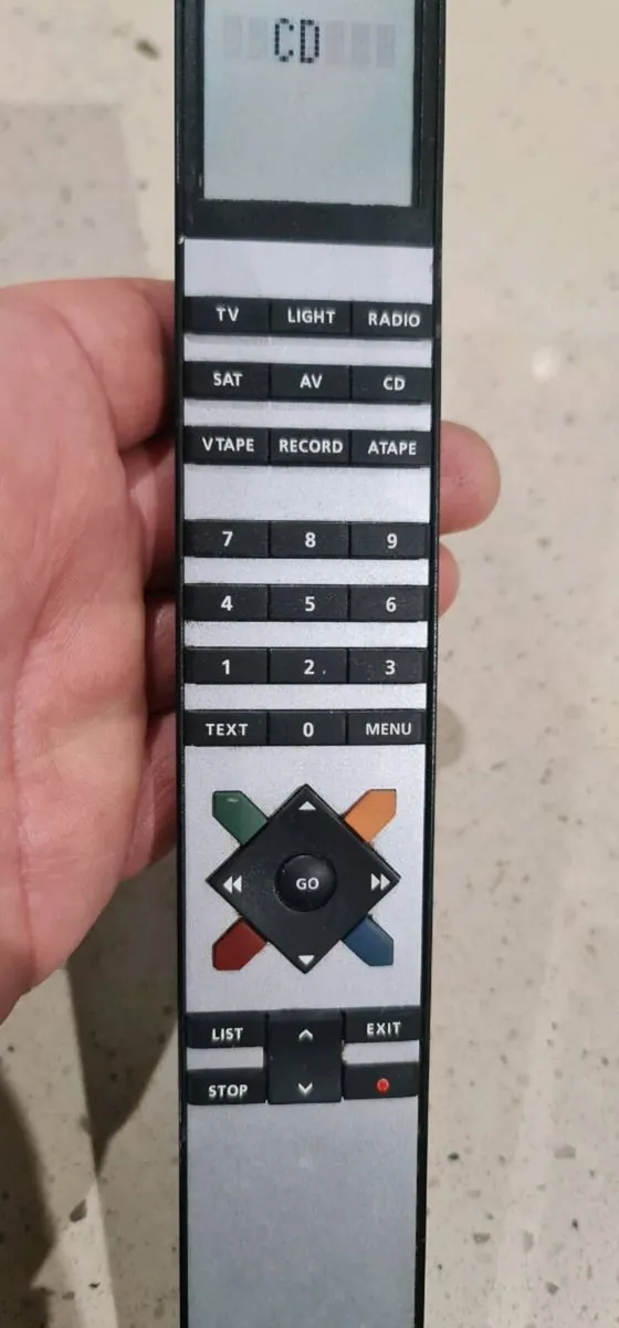 Bang& Olufsen Beo4 remote control in great conditi - Image 3
