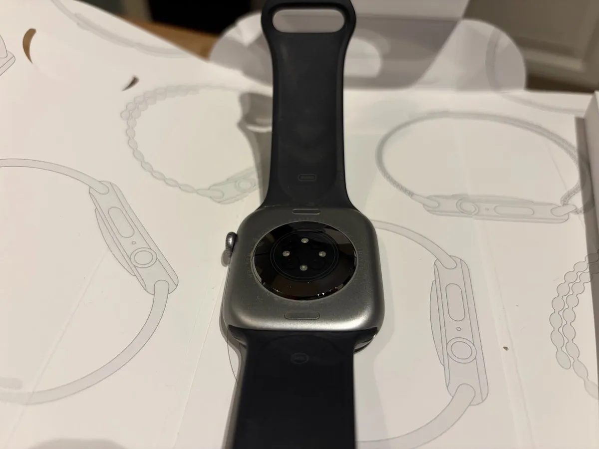 Apple Watch Series 11 - Image 1