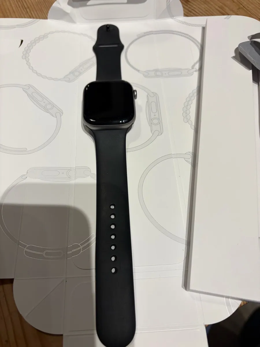 Apple Watch Series 11 - Image 3
