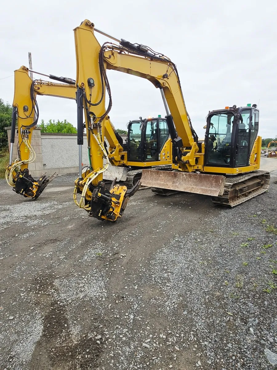 2 x CAT 309 EXCAVATORS – ENGCON HITCHES – LOW HOUR - Image 1