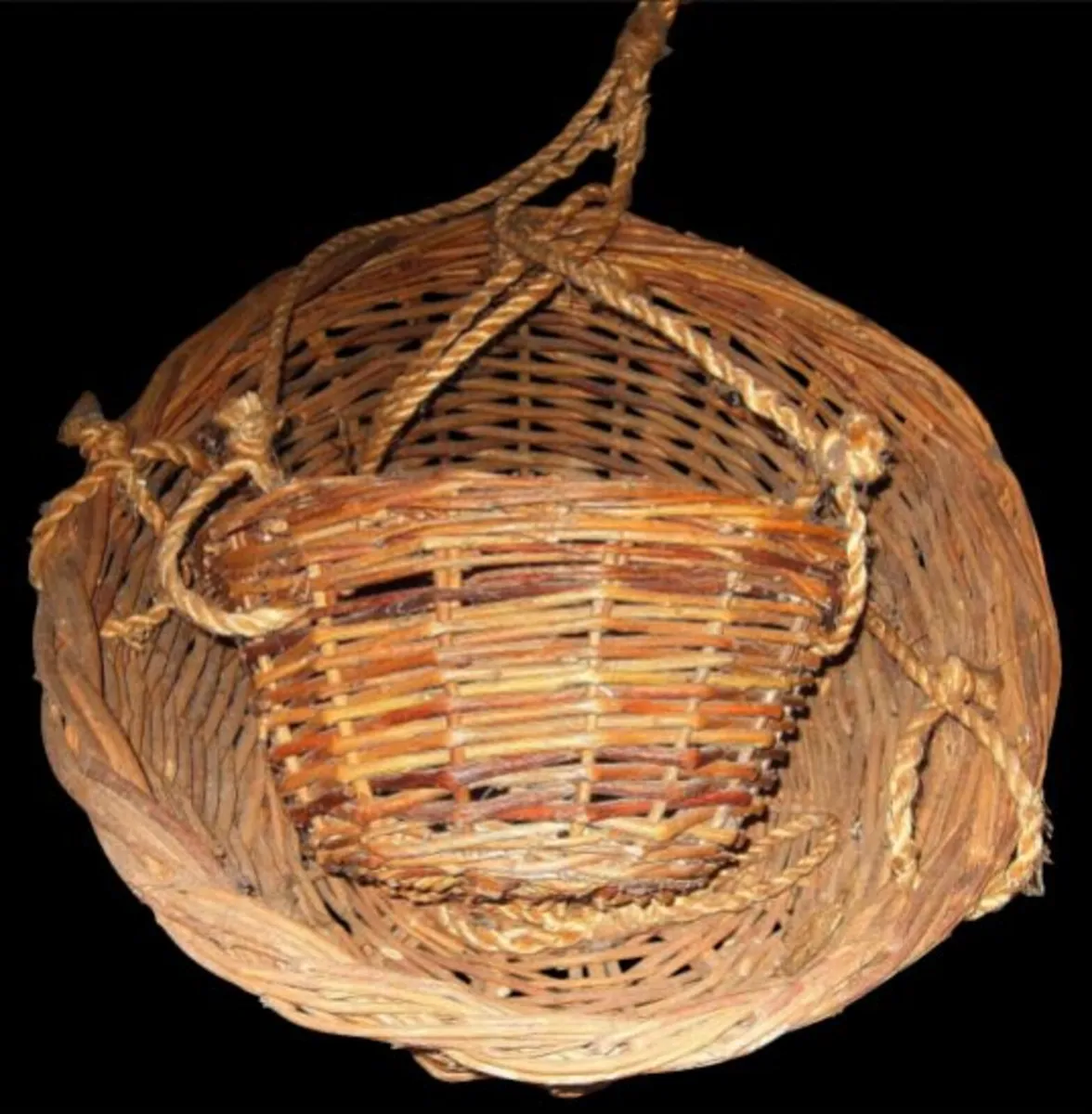 Vintage Willow Gathering Baskets - Pristine Pair - Image 2