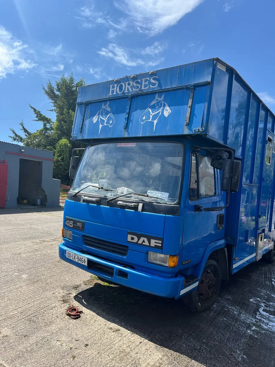 Horse lorry - Image 3