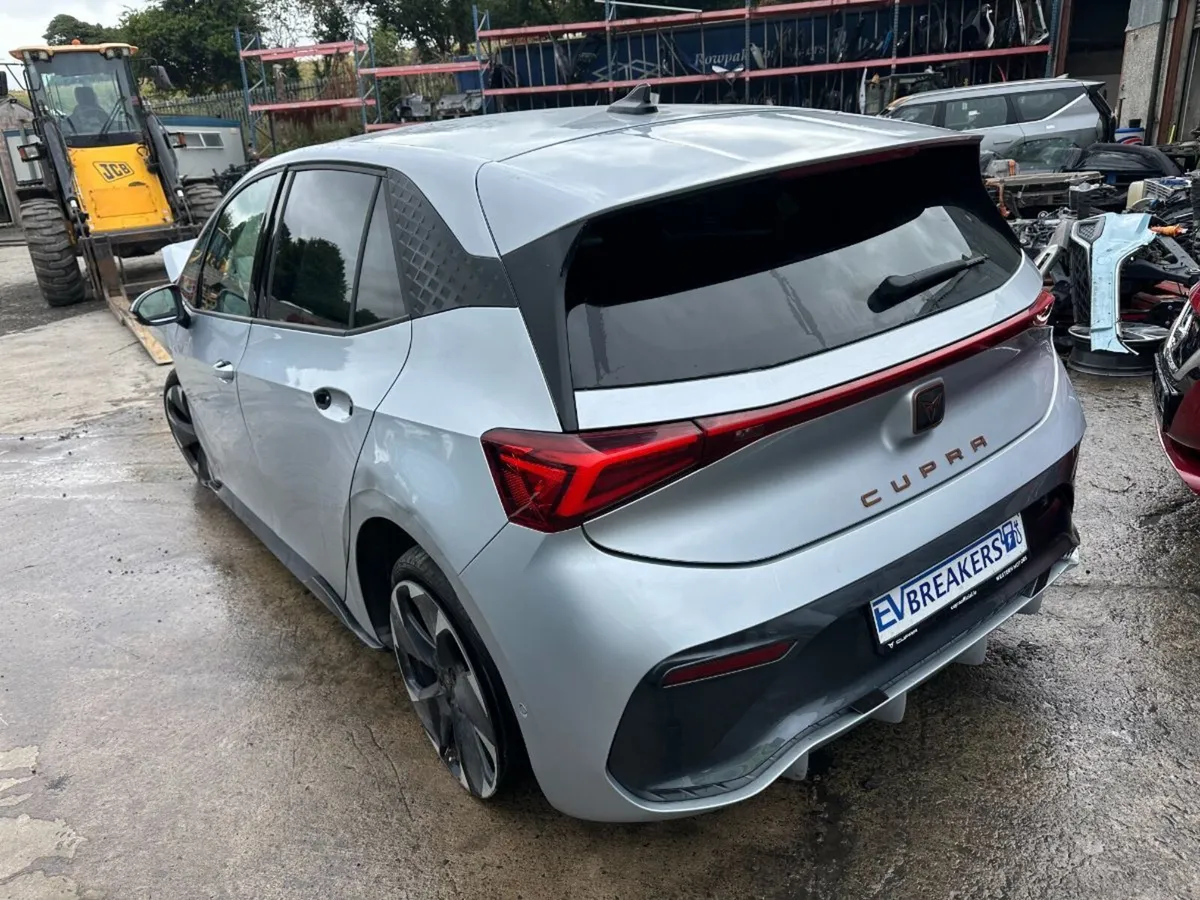 2024 CUPRA BORN FOR BREAKING - Image 4
