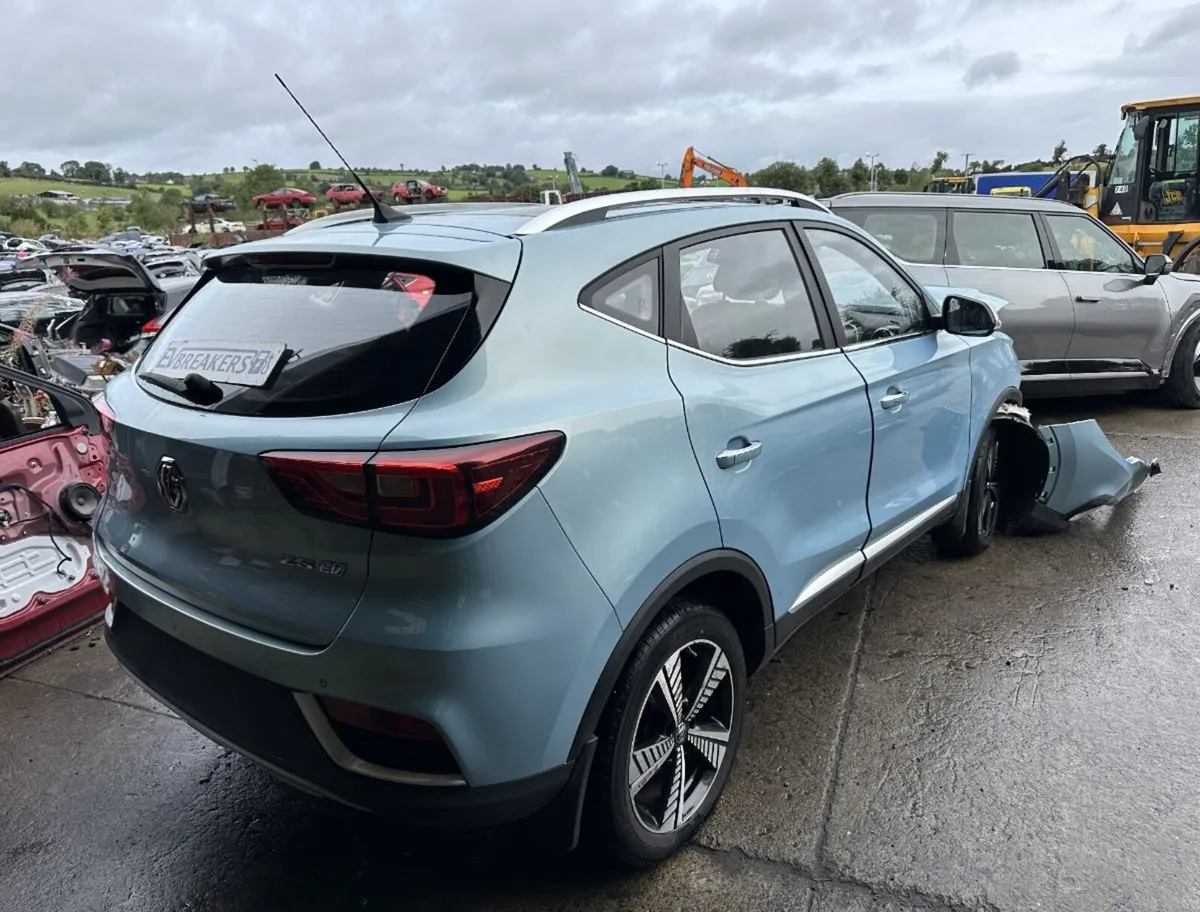 2020 MG ZS FOR BREAKING - Image 3
