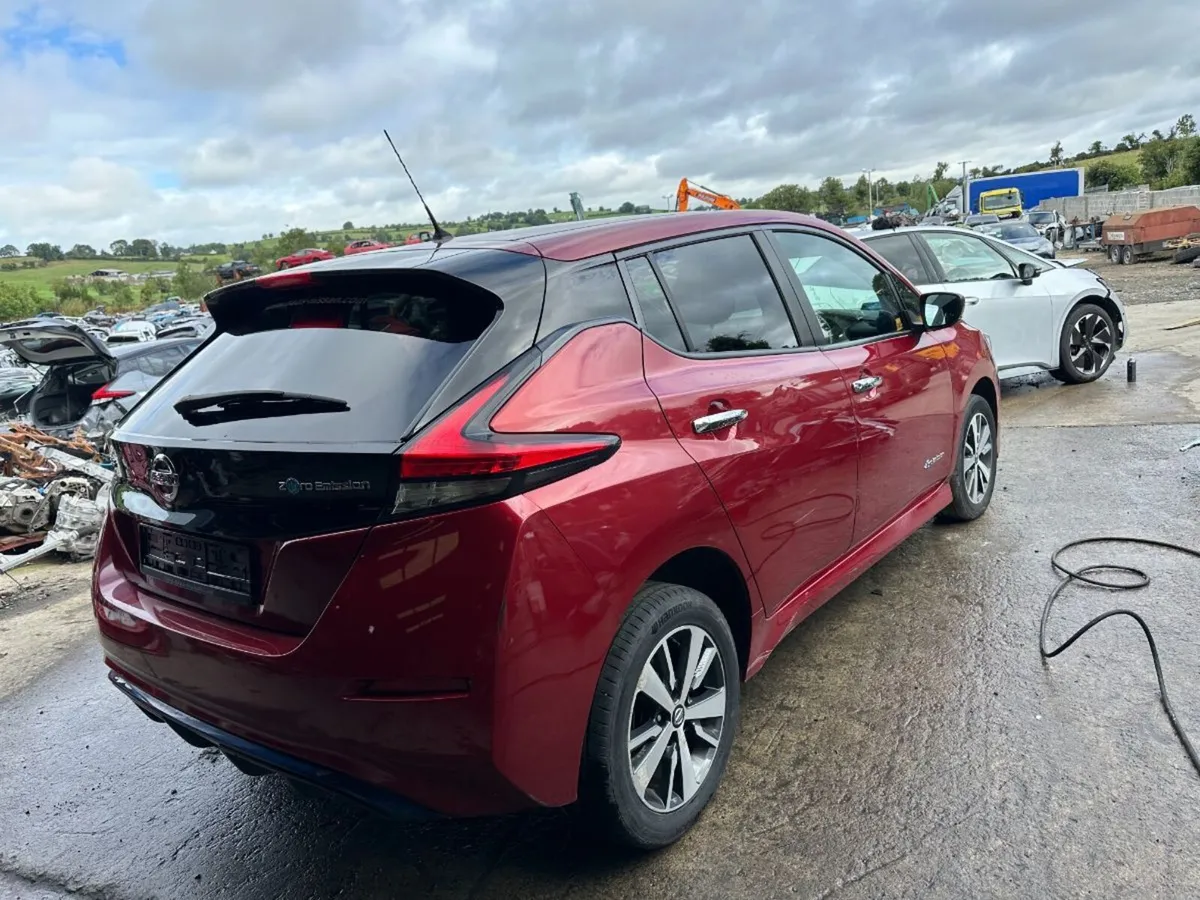2019 NISSAN LEAF FOR BREAKING - Image 4