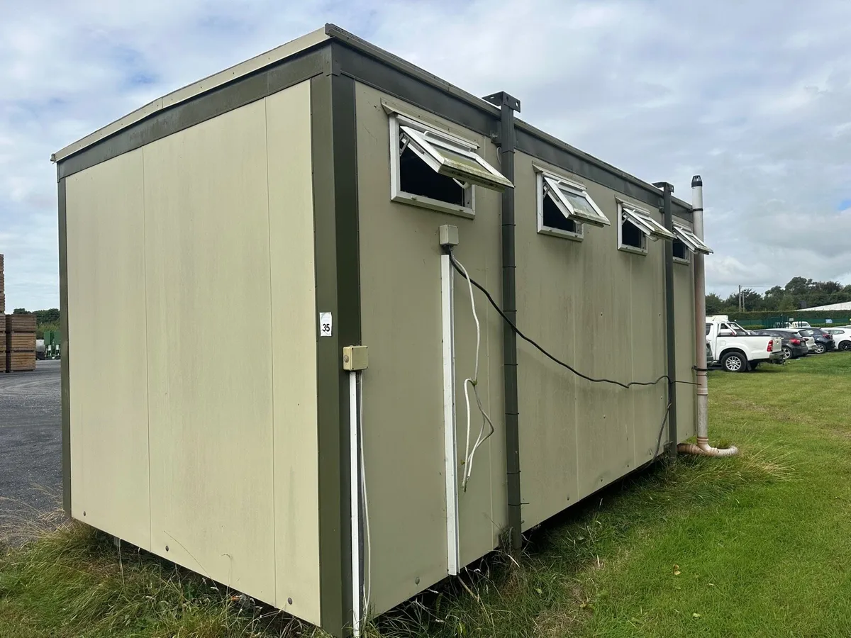 Cabinpac Toilet Block - Image 2