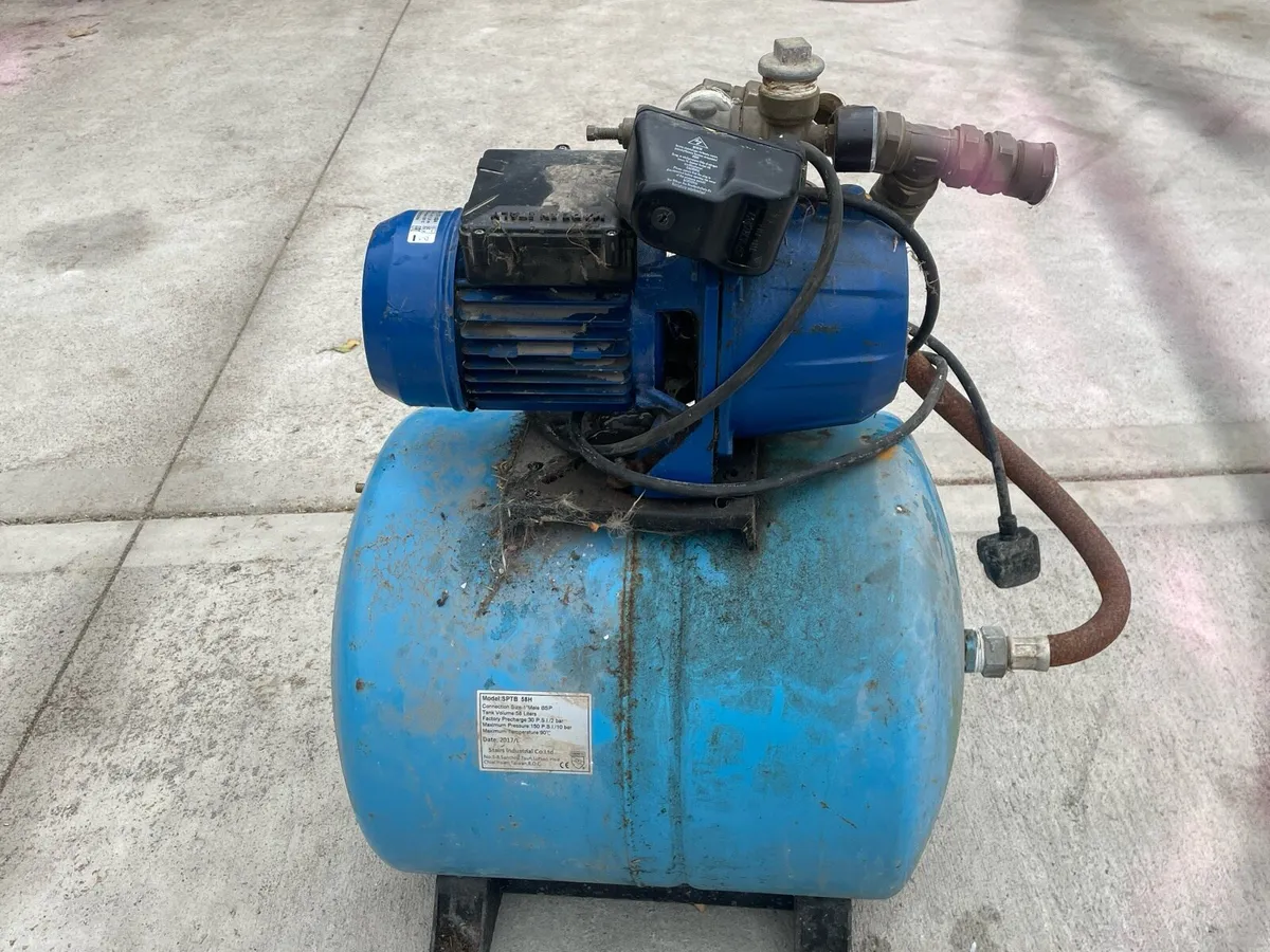 Water pump - Image 1