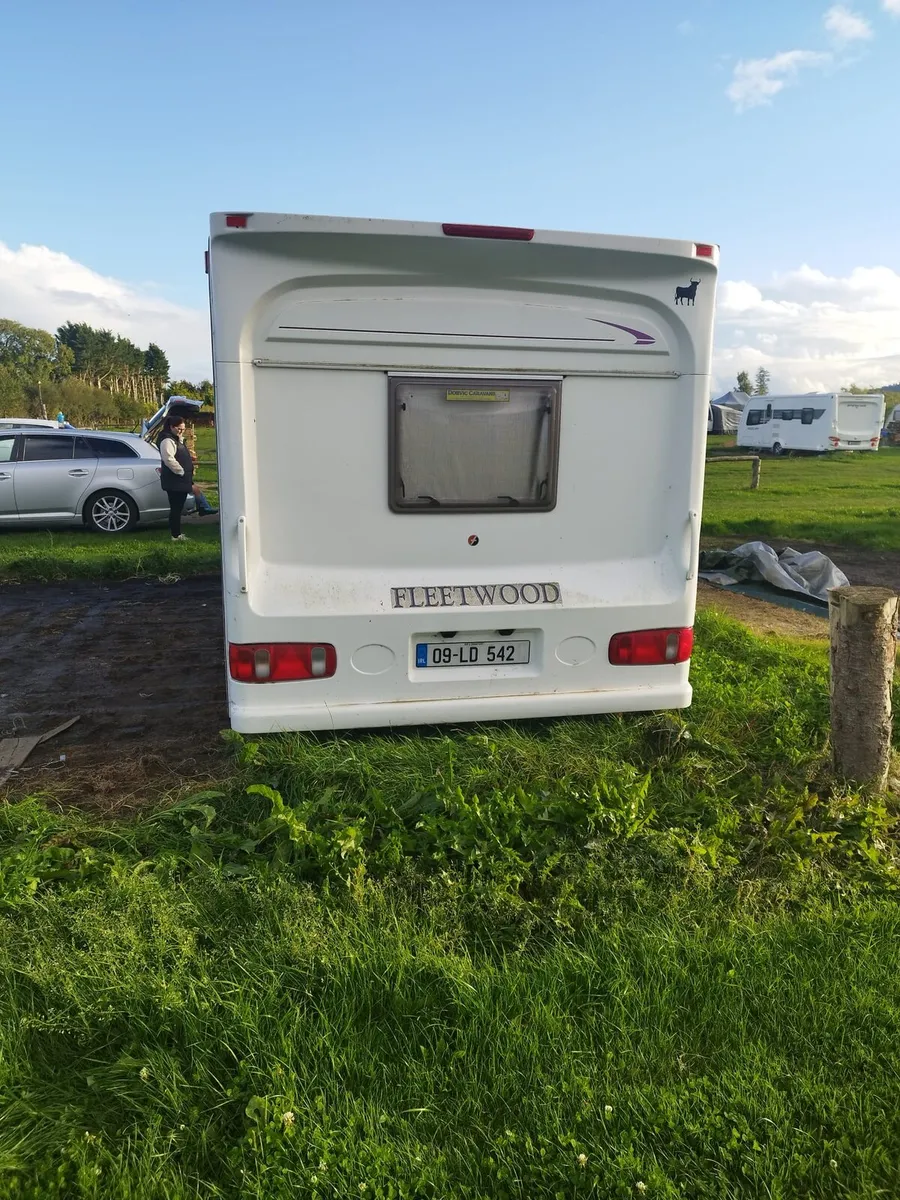 Fleetwood caravan - Image 3