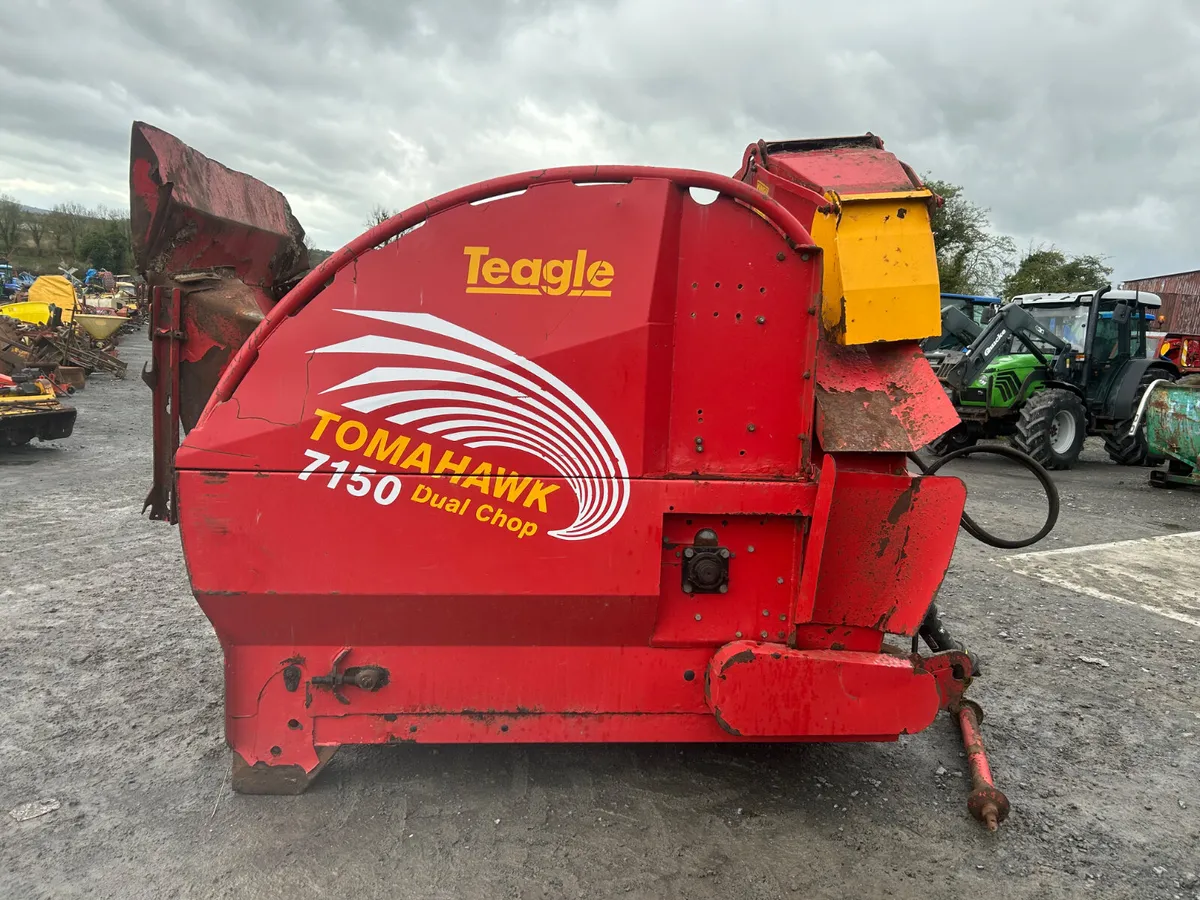 2014 Teagle 7150 Tomahawk Straw Chopper - Image 1