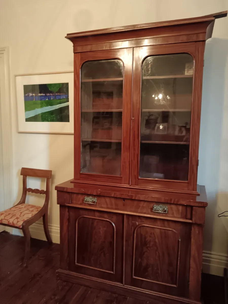 Victorian Mahogany Display Cabinet / Dresser - Image 1