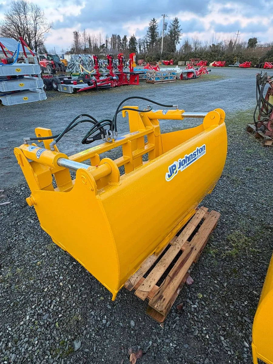 New Johnston Shear Grabs 4'6 / 5'2 - Image 1