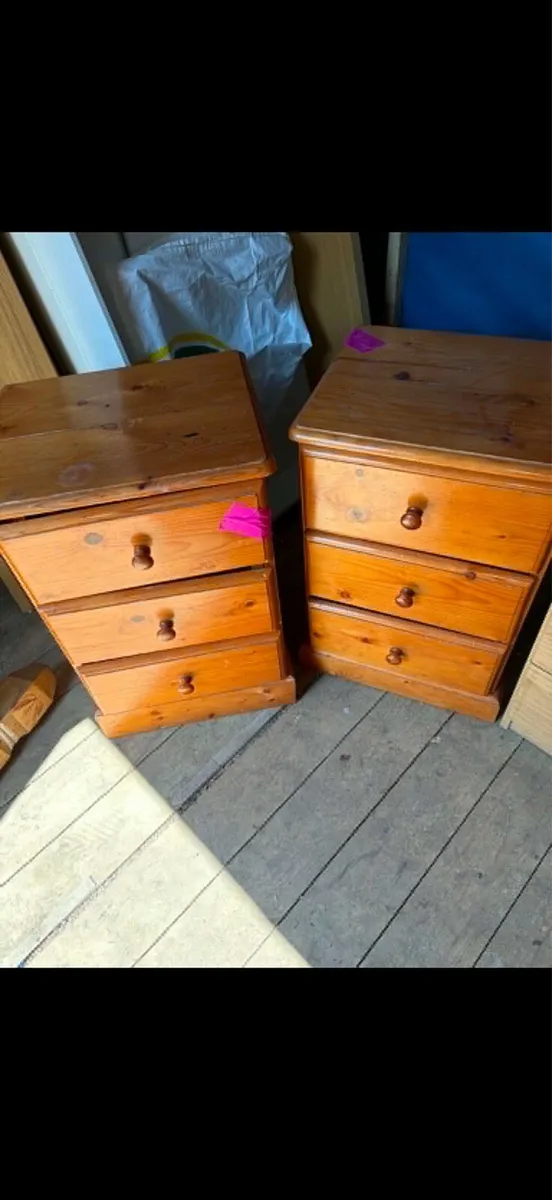 2 pine bedside tables - Image 2