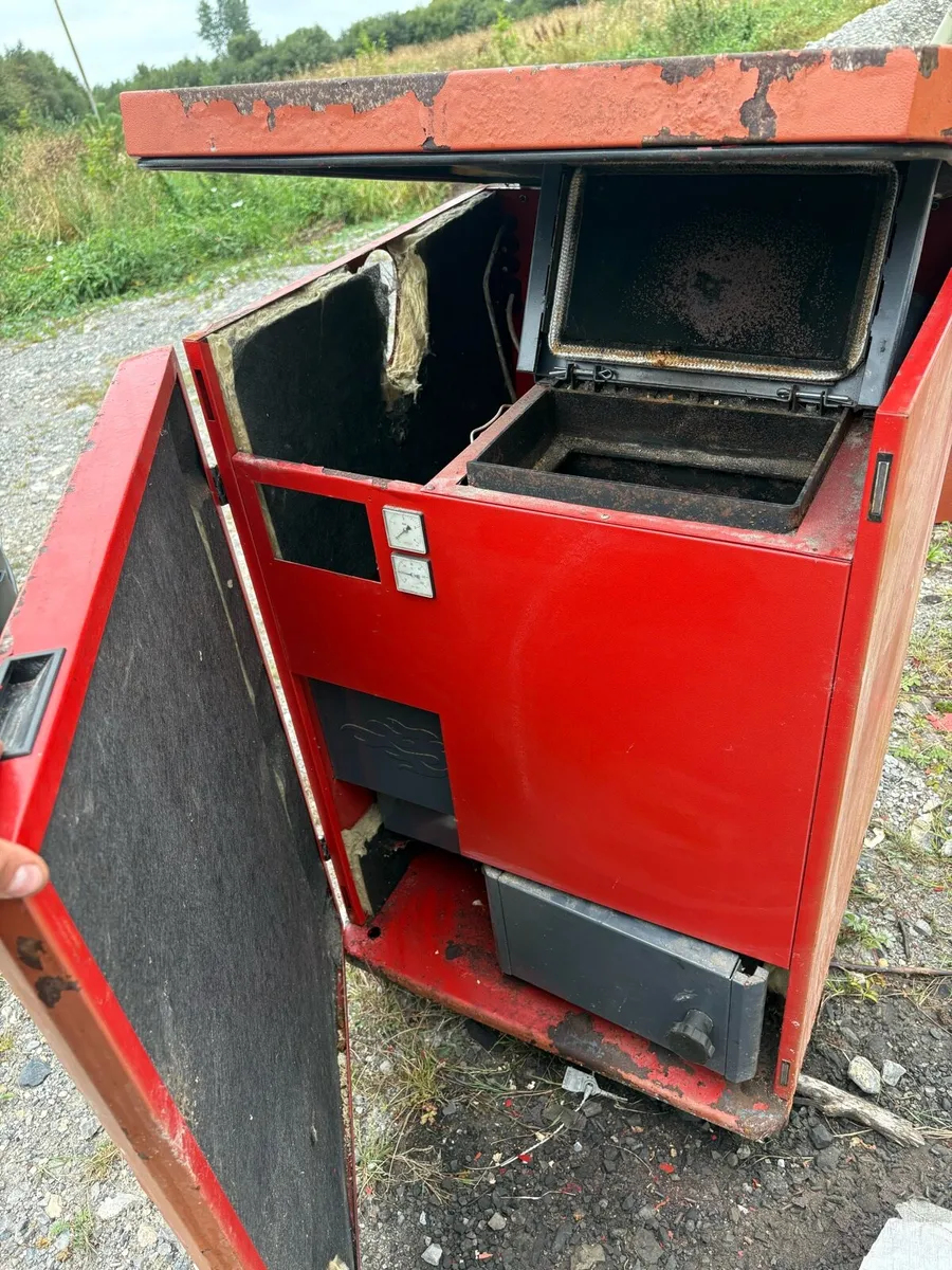 Wood pellet boiler for sale - Image 1
