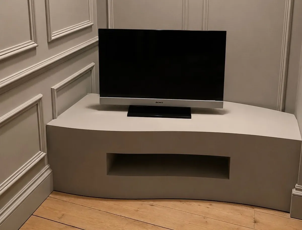 Television - Image 2