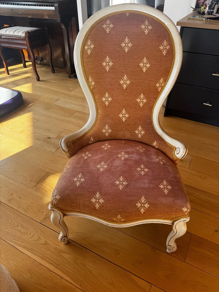 Occasional chair - Image 4