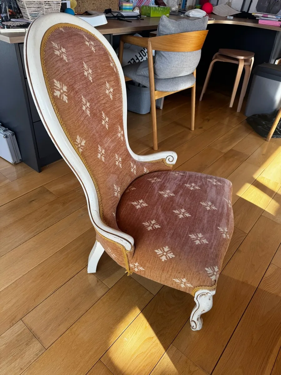 Occasional chair - Image 3