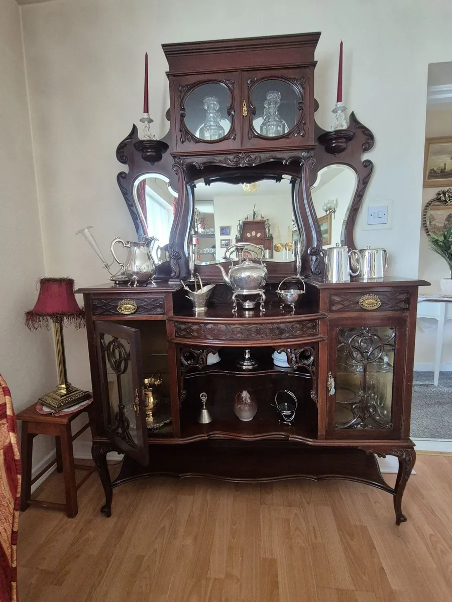 Dresser - Image 2