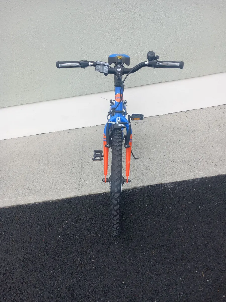 Childs bike - Image 4