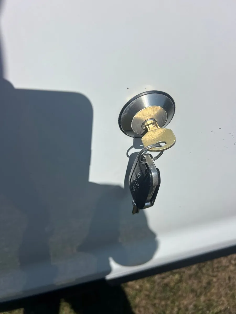 Peugeot Expert 2018 - Image 2