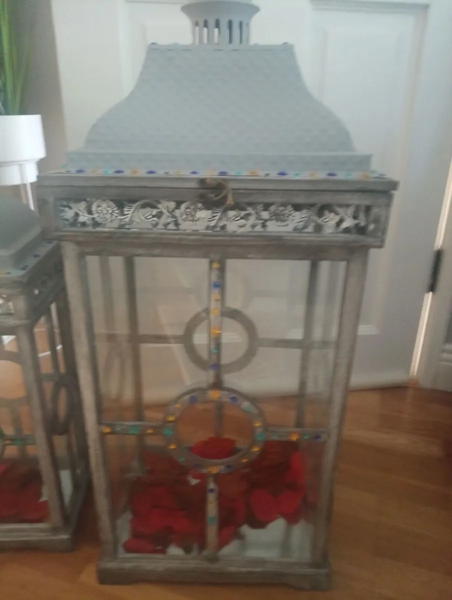 Lantern's - Image 2
