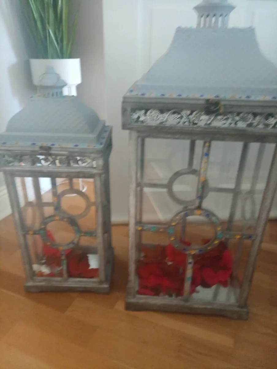 Lantern's - Image 3