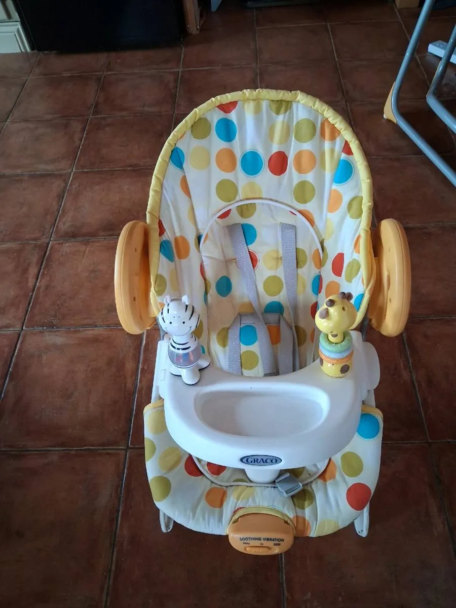 2n1 baby bouncer and swing - Image 1