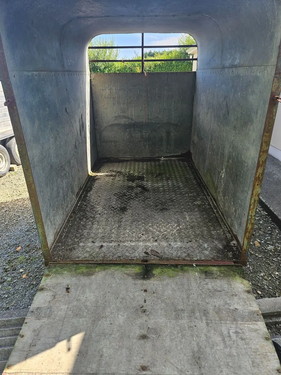 Cattle Trailer - Image 2