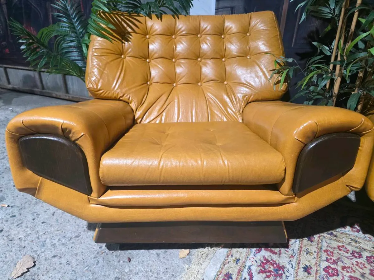 1950's 3+1+1 sofa - Image 4