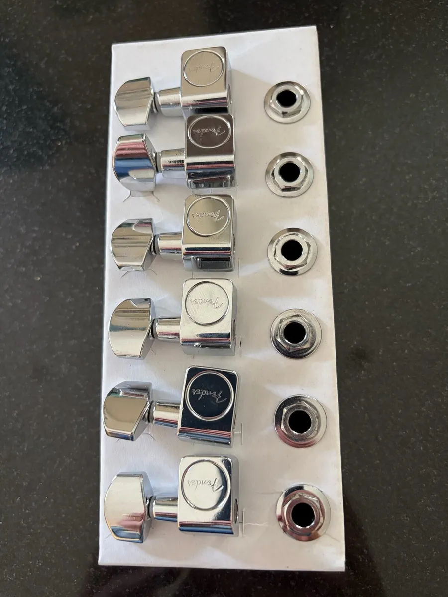 Fender standard tuning machines - Image 1