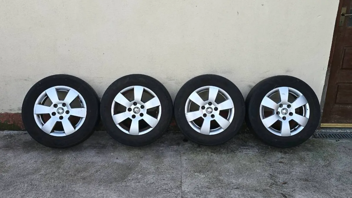 15" Volkswagen Skoda Alloy Wheels 5x112 - Image 1