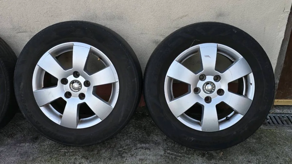 15" Volkswagen Skoda Alloy Wheels 5x112 - Image 3
