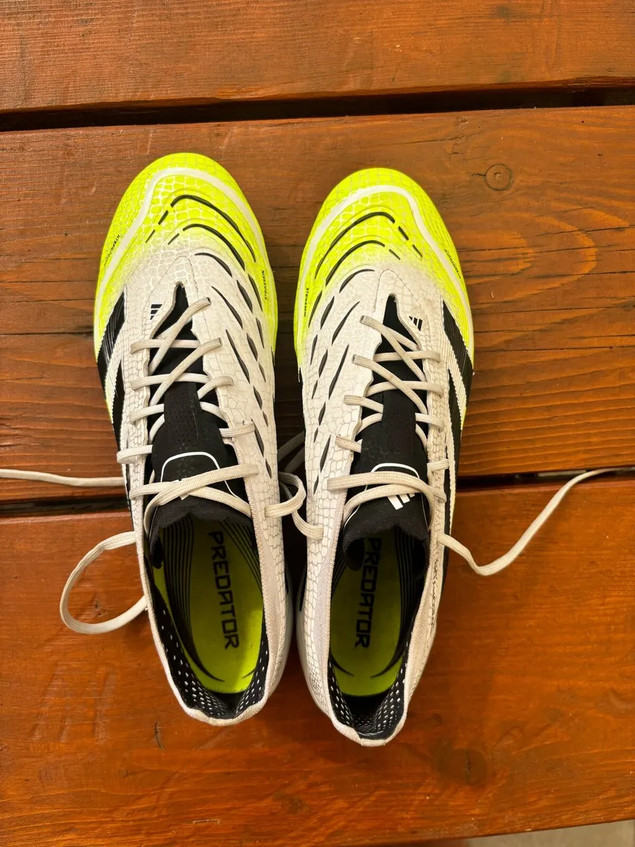 Adidas Predator Elite football boots - Image 4