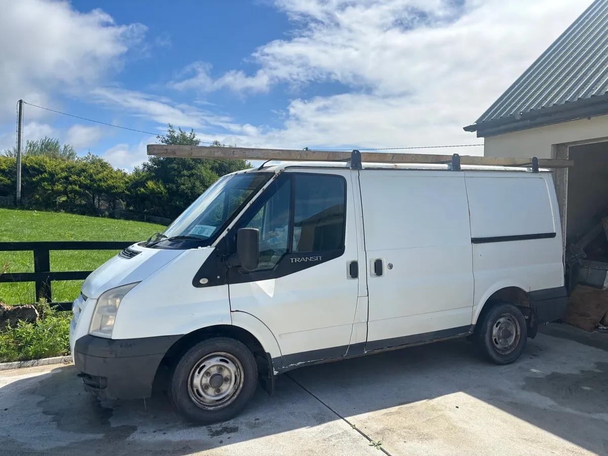 Ford Transit 2.2L - Image 3