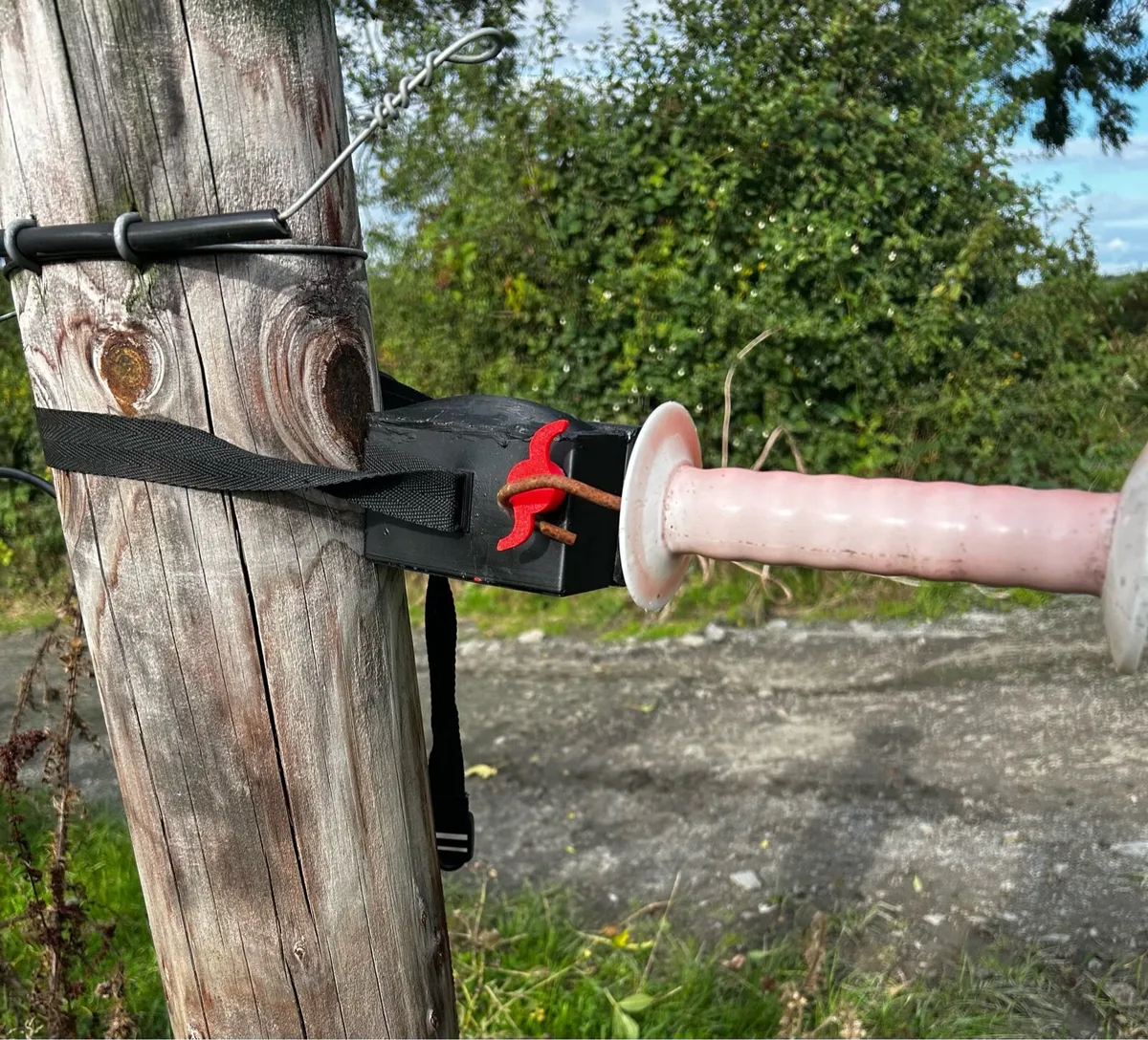 Automatic Smartphone/Timed Gate Release - Image 1